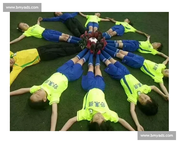 打造专业化足球成人培训体系推动城市体育高质量发展促进全民健康