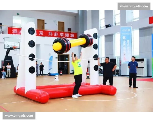 震撼全场的扣篮奇迹超高空飞跃展现运动员极限力量与技巧 震撼全场的扣篮奇迹超高空飞跃展现运动员极限力量与技巧